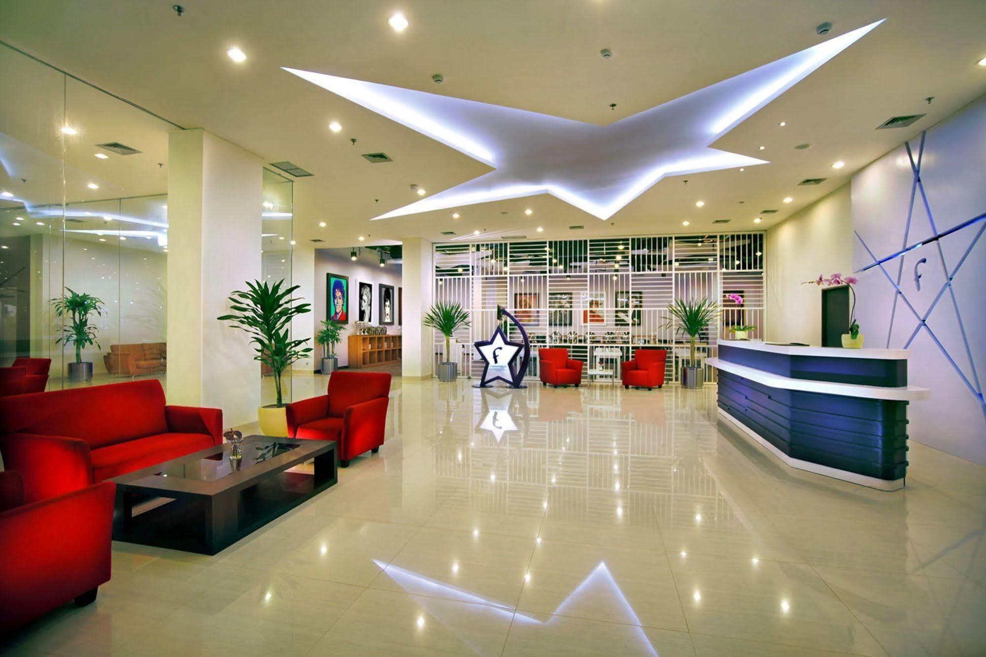 Fame Hotel Gading Serpong Tangerang Dış mekan fotoğraf