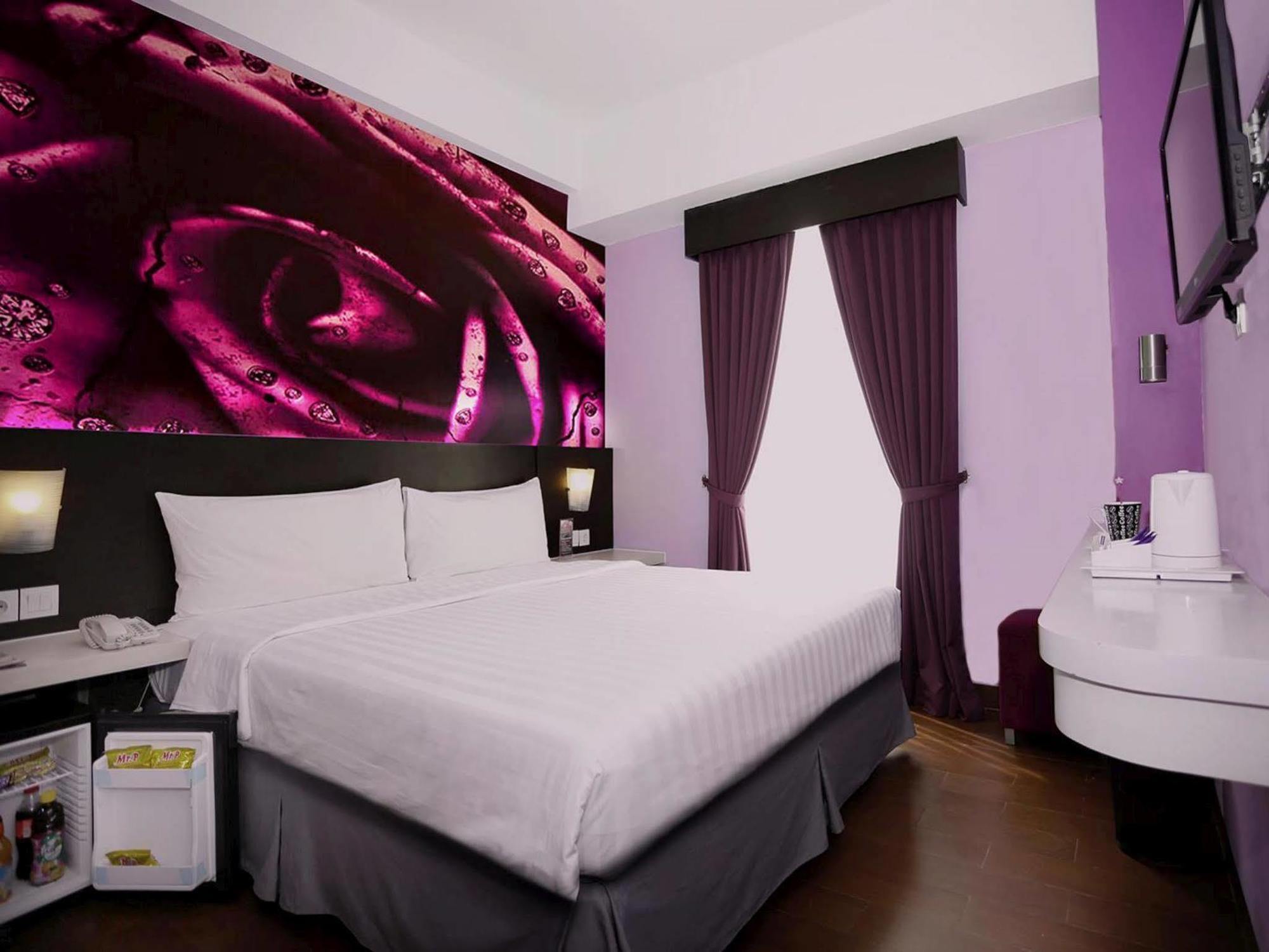 Fame Hotel Gading Serpong Tangerang Dış mekan fotoğraf